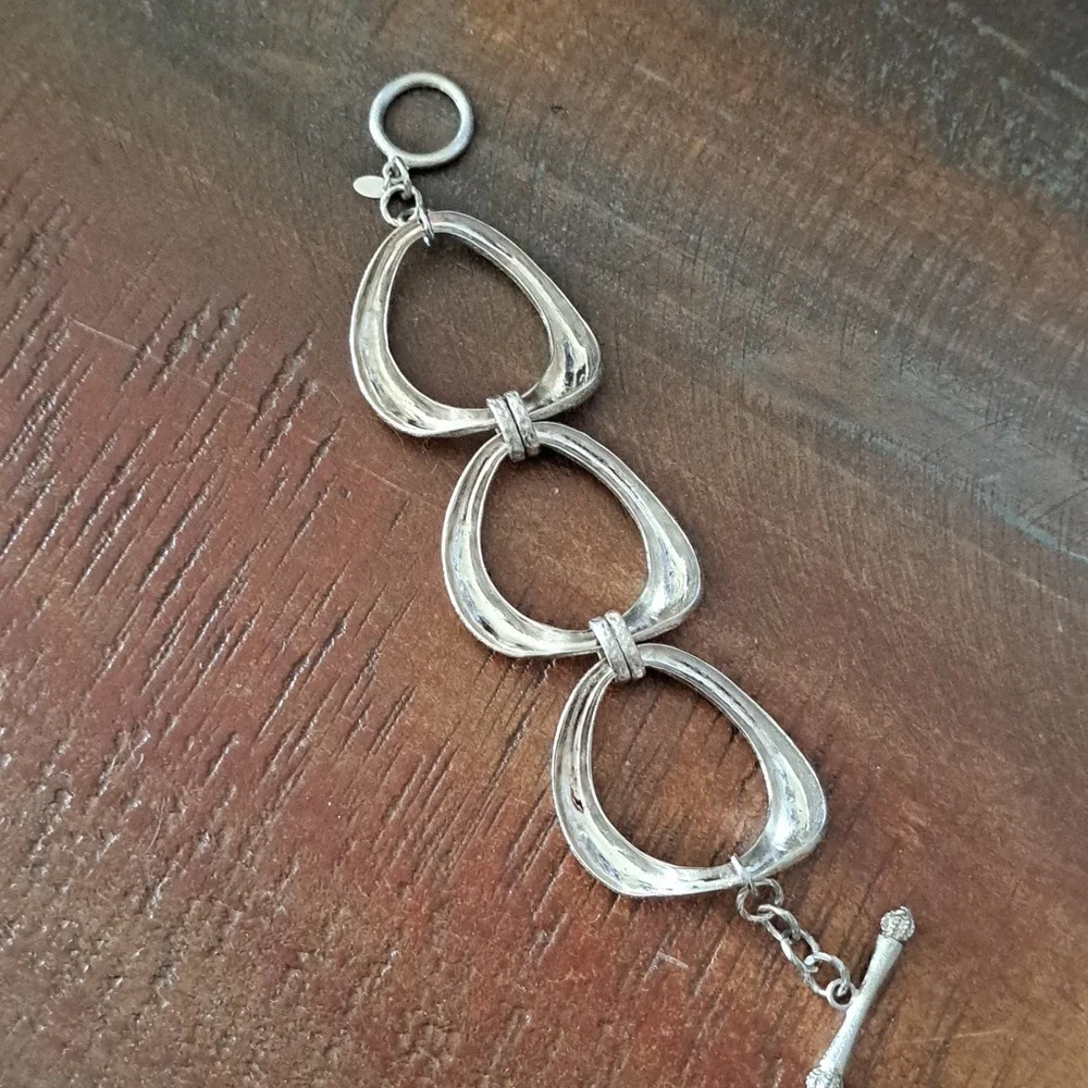 Silver Link Bracelet - Picture 4 of 9